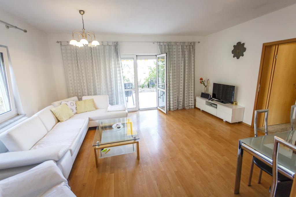 Villa Oleander Marina Oda fotoğraf